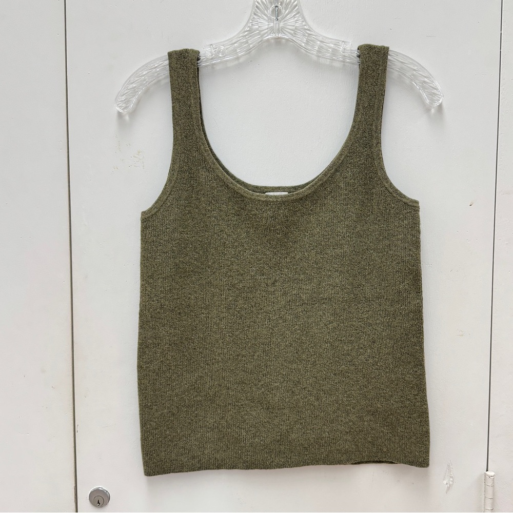 Target A New Day Women’s Olive Green Knit/Sweater Scoop Neck Tank Top Size M